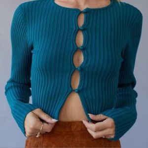 Urban Outfitters peyton cropped sweater